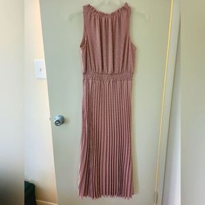 NWOT beautiful, cream, M dress